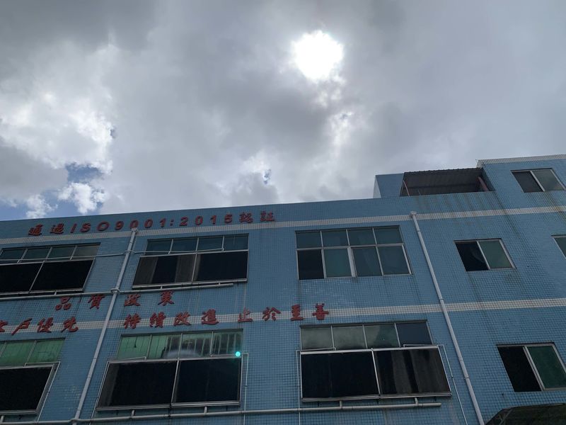 Sky Eagle Holdings Corp linha de produção do fabricante